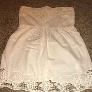 Sexy strapless lace tank!